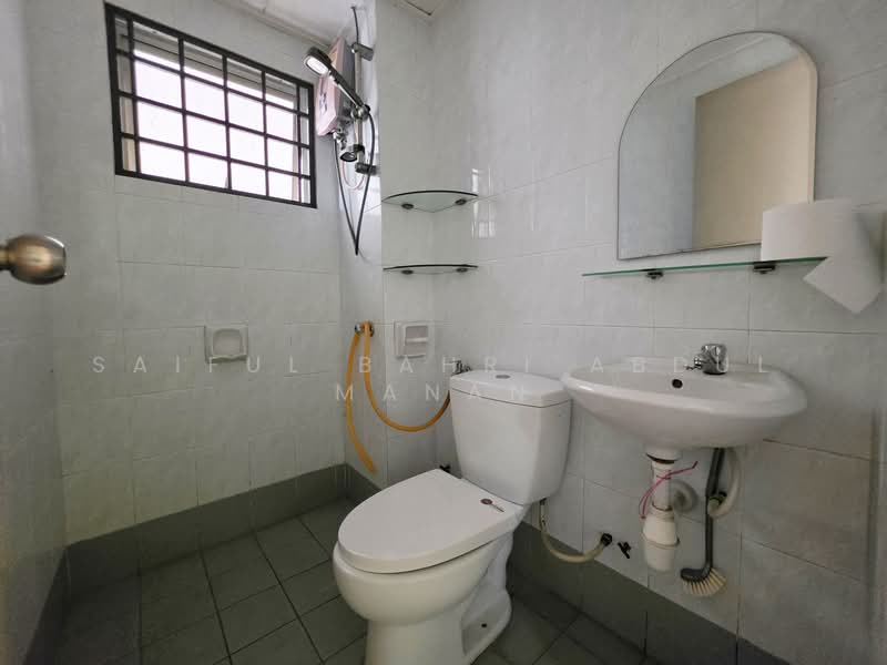 Condominium for Sale at Vista Amani - Saiful Bahri Abdul Manan - Bathroom - PropertyGuru.com.my