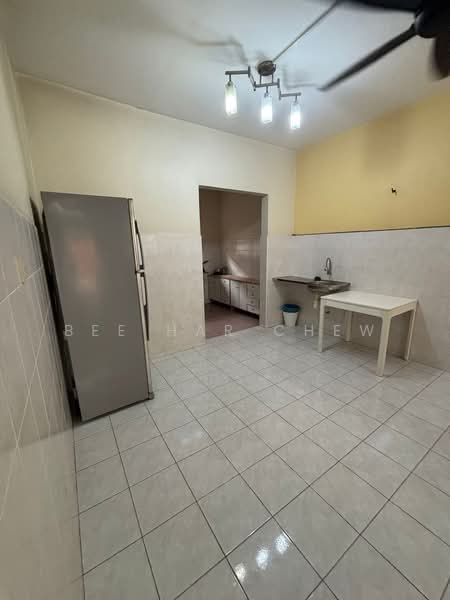 Setia Impian untuk Untuk Disewa - RM 2,400 /bulan, Apr 2026 - Kitchen - PropertyGuru.com.my