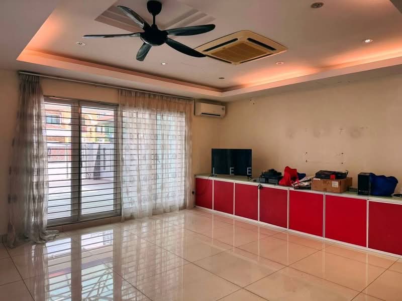 Semi-Detached House for Sale in Bandar Bukit Tinggi 2 (Klang) - Tom Lee - PropertyGuru.com.my