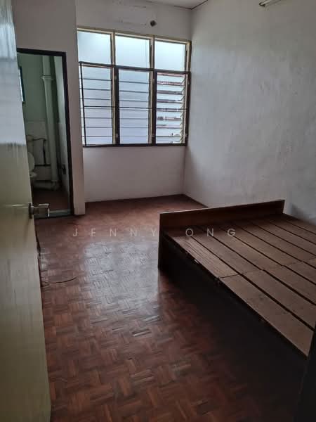 2-storey Terraced House for Sale in Butterworth (Penang) - Jenny Ong - Bedroom - PropertyGuru.com.my