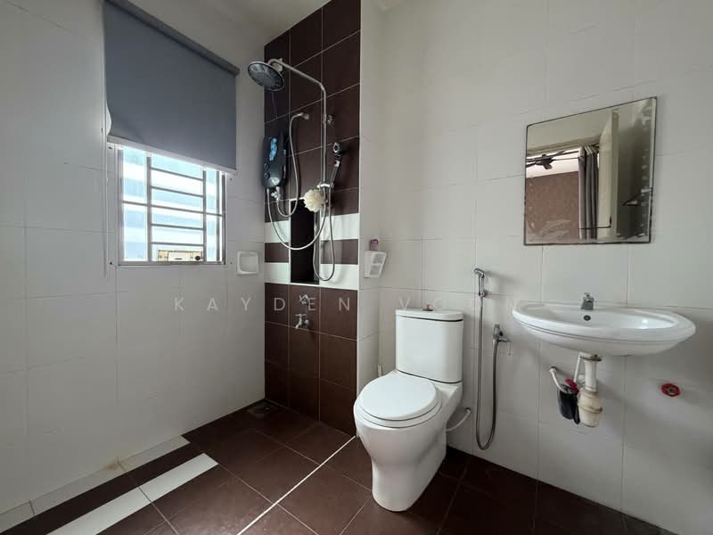Rumah Teres 2 Tingkat untuk Dijual di Johor Bahru (Johor) - Kayden Voon - Bathroom - PropertyGuru.com.my