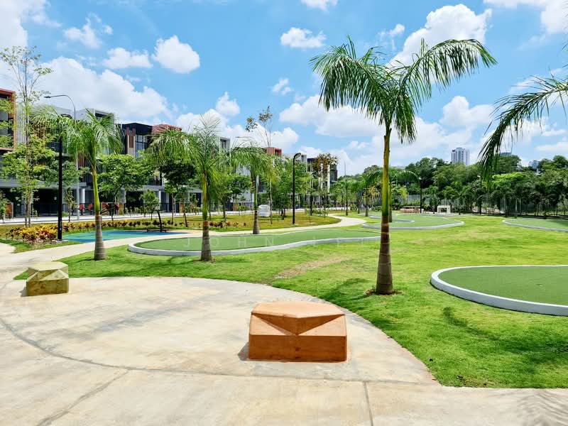 Taman Puchong Legenda 3 Storey Corner House for Sale untuk Untuk Dijual - RM 2,088,000, Apr 2026 - Garden - PropertyGuru.com.my