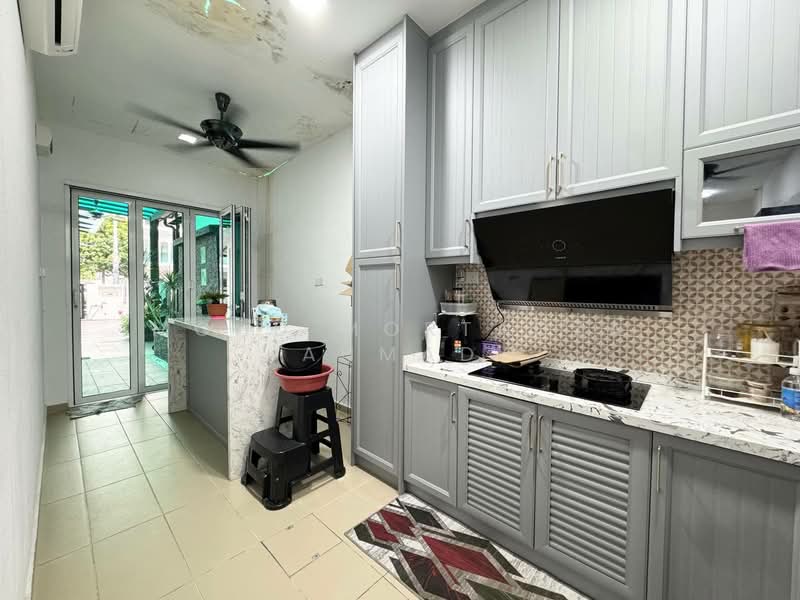 Semi-Detached House for Sale in Taman 1080 Residence (Kajang) - Mohd Mortadza Ahmad - Kitchen - PropertyGuru.com.my