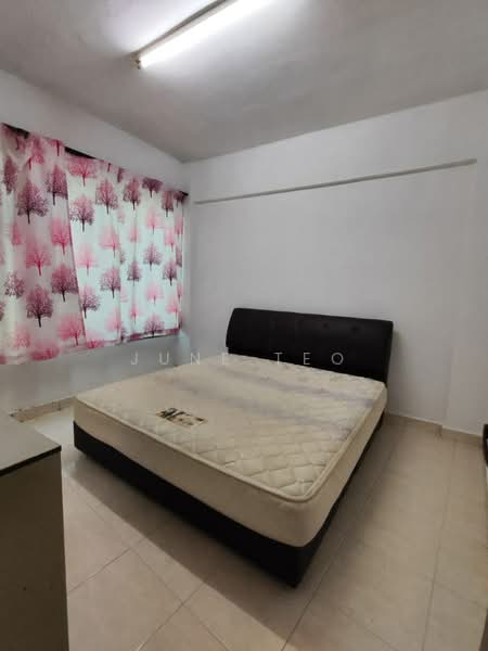 Pangsapuri untuk Disewa di Nusa Bestari Shoplot Apartment - June Teo - PropertyGuru.com.my