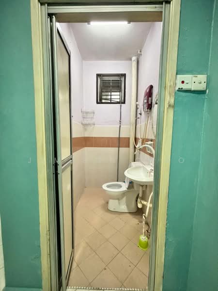 2-storey Terraced House for Sale in Skudai (Johor) - Jameson Choo - Bathroom - PropertyGuru.com.my