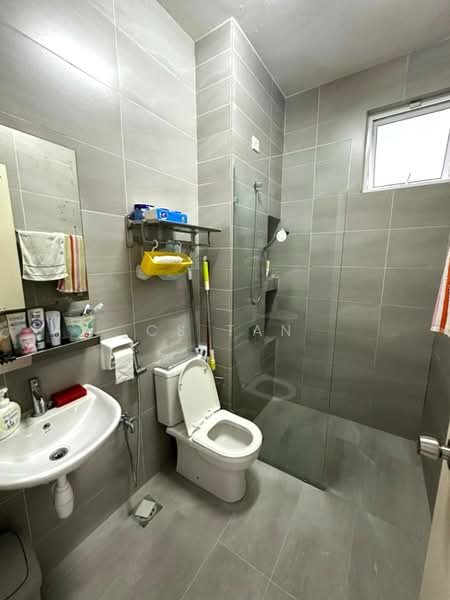 Cluster House for Sale in Taman Seri Austin (Tebrau) - CS Tan - Bathroom - PropertyGuru.com.my