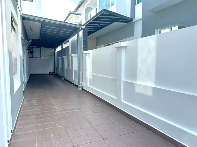 Cluster House for Sale in Taman Seri Austin (Tebrau) - CS Tan - PropertyGuru.com.my