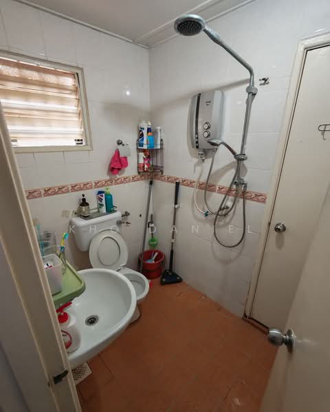 Terraced House for Sale in Seksyen 32, Kemuning Green Ville (Shah Alam) - Kho Daniel - PropertyGuru.com.my