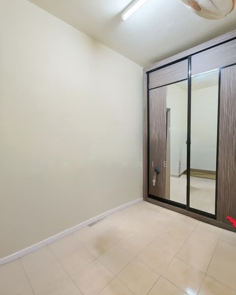 Terraced House for Sale in Seksyen 32, Kemuning Green Ville (Shah Alam) - Kho Daniel - PropertyGuru.com.my