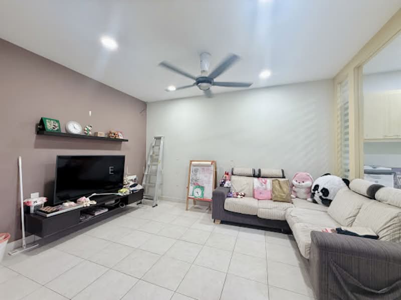 Townhouse for Sale in Cheras (Kuala Lumpur) - Elly Chong - Living Room - PropertyGuru.com.my