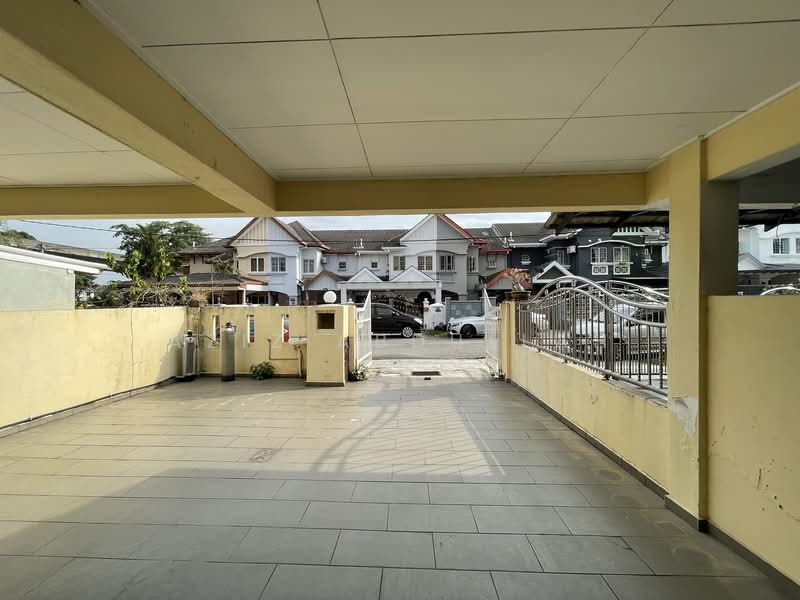 2-storey Terraced House for Sale in Usj 9 (Subang Jaya) - Aziz Abdullah - Exterior - PropertyGuru.com.my