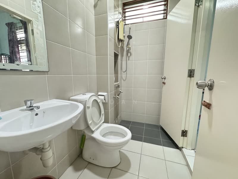 2-storey Terraced House for Sale in Taman Nusa Bestari (Iskandar Puteri (Nusajaya)) - Jordan . - Bathroom - PropertyGuru.com.my
