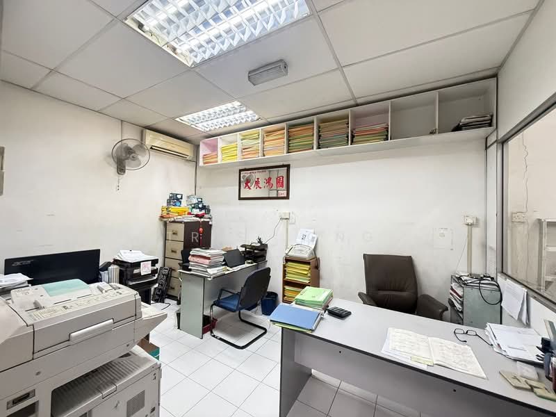 Shop / Office for Sale in Rawang (Selangor) - Tris Jong - Interior - PropertyGuru.com.my