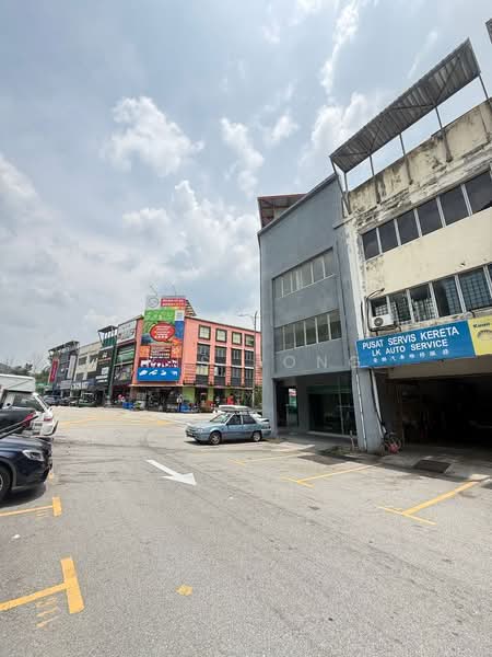 Shop / Office for Sale in Rawang (Selangor) - Tris Jong - PropertyGuru.com.my