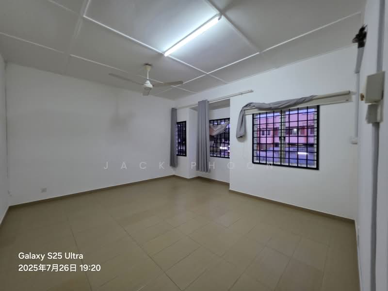 2-storey Terraced House for Rent in Kulai (Johor) - Jack Phoon - Living Room - PropertyGuru.com.my