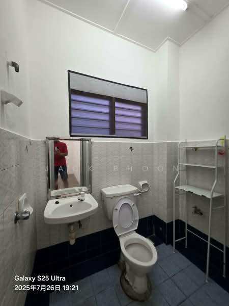 2-storey Terraced House for Rent in Kulai (Johor) - Jack Phoon - Bathroom - PropertyGuru.com.my