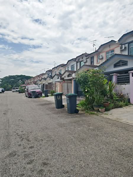 2-storey Terraced House for Sale in Taman Bestari Indah (Ulu Tiram) - Marcus Chia - Exterior - PropertyGuru.com.my