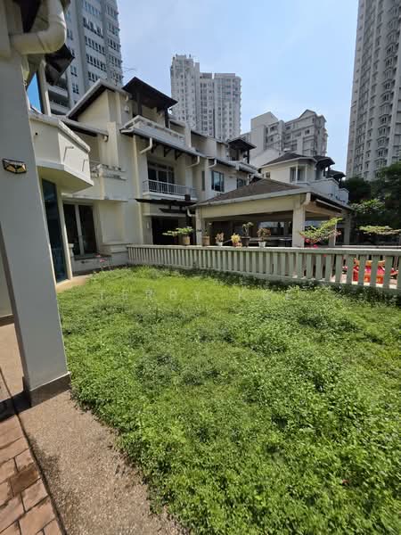 Semi-Detached House for Sale in Mont Kiara (Kuala Lumpur) - Terry Kee - Exterior - PropertyGuru.com.my