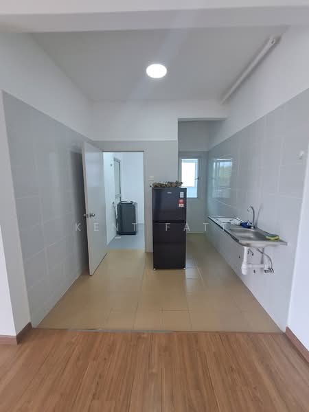 Condominium for Sale at Residensi Anggerik Wira - Kent Fatt - Kitchen - PropertyGuru.com.my