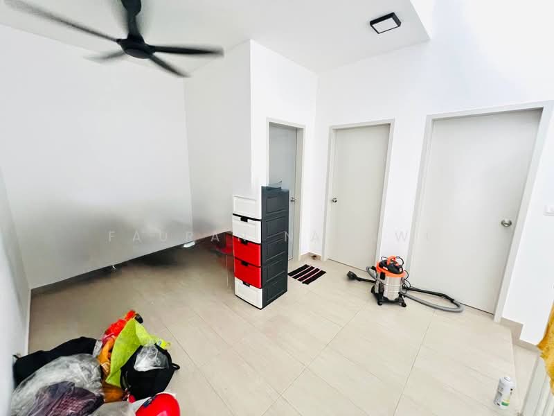 2-storey Terraced House for Sale in Semenyih (Selangor) - Fauran Nawawi - PropertyGuru.com.my