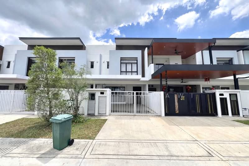 2-storey Terraced House for Sale in Semenyih (Selangor) - Fauran Nawawi - PropertyGuru.com.my