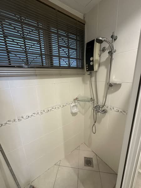 Condominium for Sale at Aseana Puteri - Amanda Lau - Master Bathroom - PropertyGuru.com.my