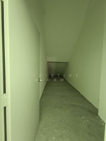 Detached Factory for Rent in Kawasan Perindustrian Lukut (Kota Tinggi) - Christine Cham - Interior - PropertyGuru.com.my