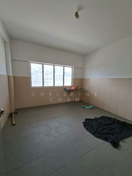 Detached Factory for Rent in Kawasan Perindustrian Lukut (Kota Tinggi) - Christine Cham - Interior - PropertyGuru.com.my