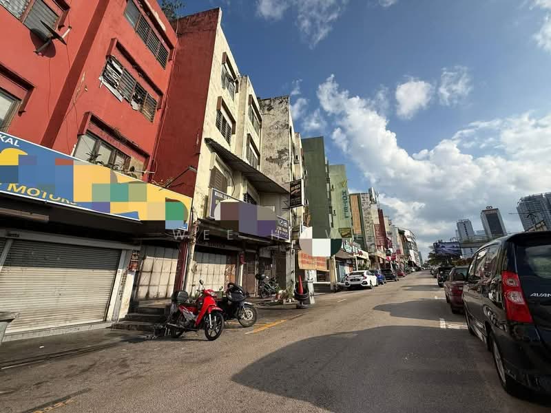 Shop for Sale in Taman Maju Jaya (Johor Bahru) - Wee Howe - Exterior - PropertyGuru.com.my