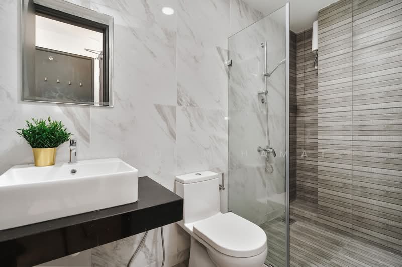Service Residence for Rent at Emporis - Rashidi Rahamat - Bathroom - PropertyGuru.com.my