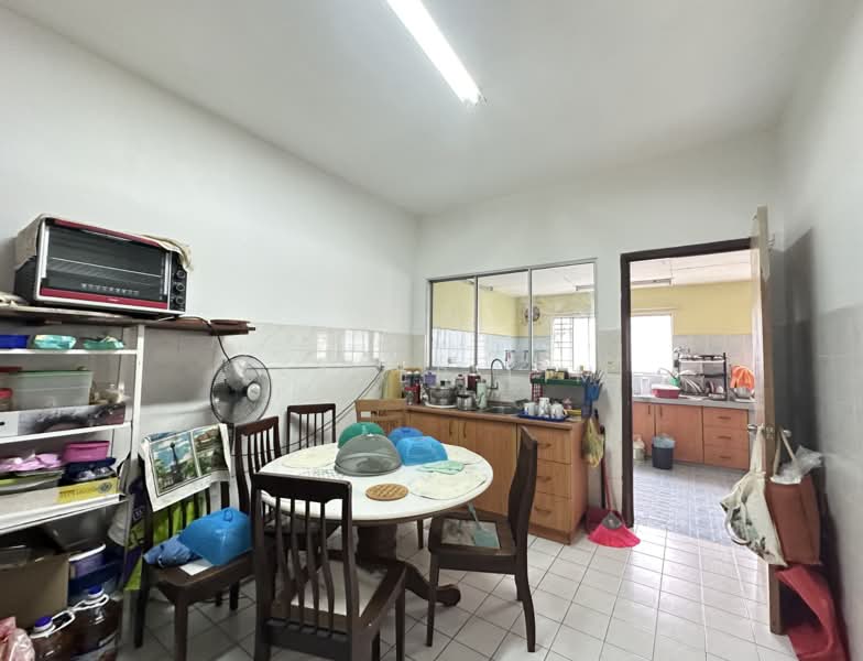 2-storey Terraced House for Sale in Seri Utama Damansara (Kota Damansara) - Esther Lim - PropertyGuru.com.my