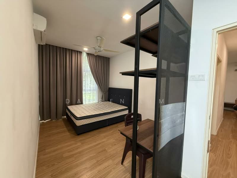 Condominium for Rent at Lakefront Residence - Darren Lim - Bedroom - PropertyGuru.com.my