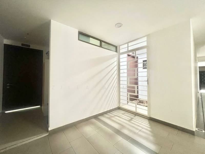 Condominium for Sale at Lake Point Residence - Zilla Ahmad - Entrance - PropertyGuru.com.my