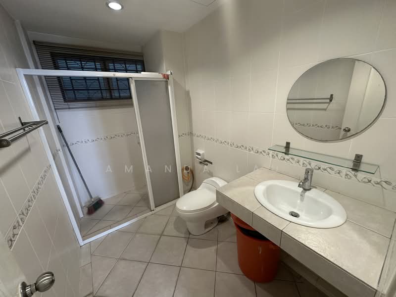 Condominium for Rent at Aseana Puteri - Amanda Lau - Master Bathroom - PropertyGuru.com.my