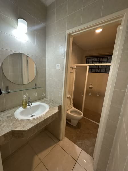 Condominium for Rent at Aseana Puteri - Amanda Lau - Common Bathroom - PropertyGuru.com.my