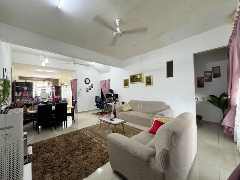Nada Alam @ Pajam untuk Untuk Dijual - RM 515,000, Apr 2026 - Living Room - PropertyGuru.com.my