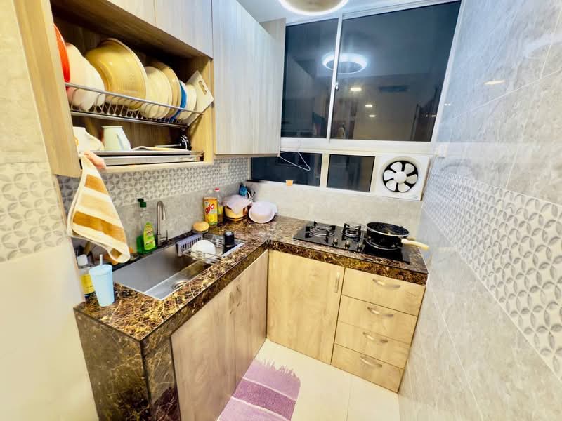 Condominium for Sale at Platinum Splendor Residence - Azmi . - Kitchen - PropertyGuru.com.my
