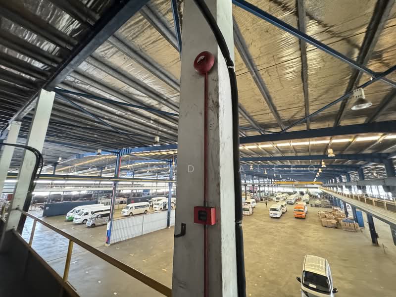 Factory for Sale in Nibong Tebal (Penang) - Mohamad Faleeq - Car Park - PropertyGuru.com.my