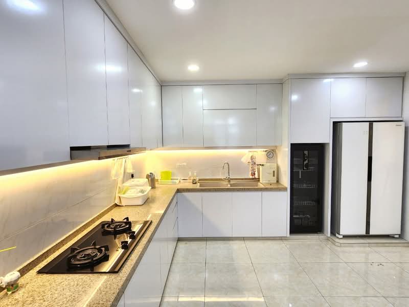 Cluster House for Sale in Iskandar Puteri (Nusajaya) (Johor) - Sarah Shaffi - Kitchen - PropertyGuru.com.my