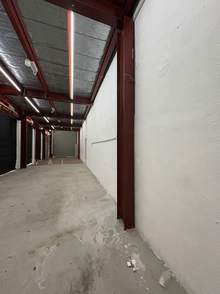 Kilang untuk Disewa di Taman Perindustrian Puchong Utama (Puchong) - Wai Ann Teng - Corridor - PropertyGuru.com.my