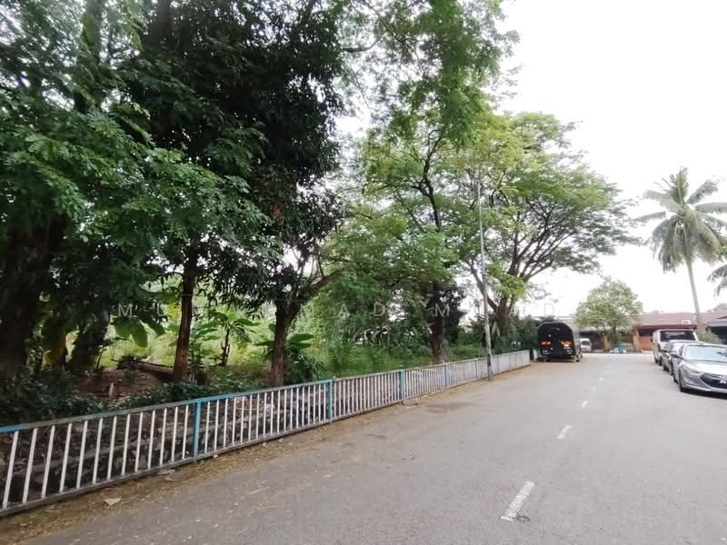 Commercial Land for Sale in Shah Alam (Selangor) - Muhammad Muadz - Exterior - PropertyGuru.com.my