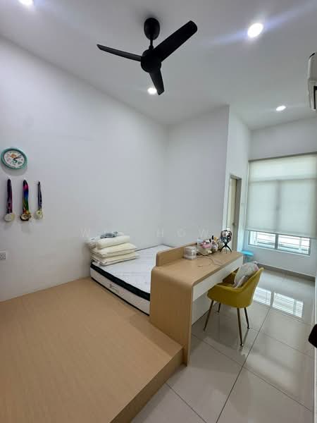 2-storey Terraced House for Sale in Austin (Johor Bahru) - Wee Howe - Bedroom - PropertyGuru.com.my
