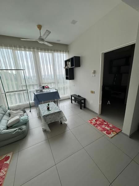 Garden Plaza untuk Untuk Disewa - RM 1,100 /bulan, Apr 2026 - Living Room - PropertyGuru.com.my