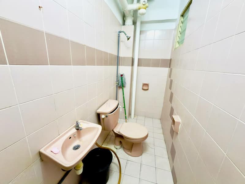 Seri Mas Condominium untuk Untuk Dijual - RM 290,000, Mac 2026 - Bathroom - PropertyGuru.com.my