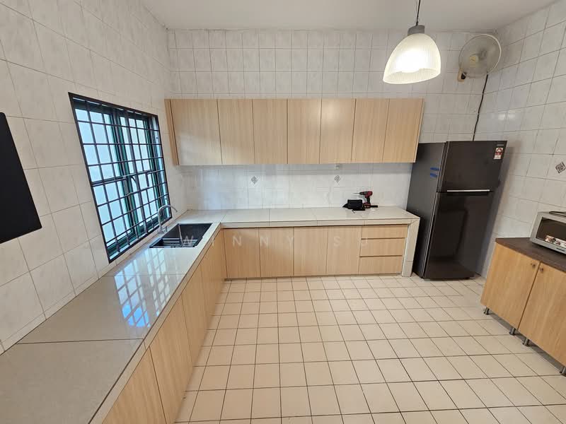 2-storey Terraced House for Rent in Bukit Jelutong (Shah Alam) - Winny Su - Kitchen - PropertyGuru.com.my
