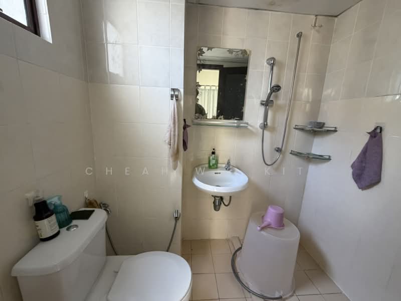 Palm Spring @ Damansara untuk Untuk Disewa - RM 1,900 /bulan, Apr 2026 - Bathroom - PropertyGuru.com.my