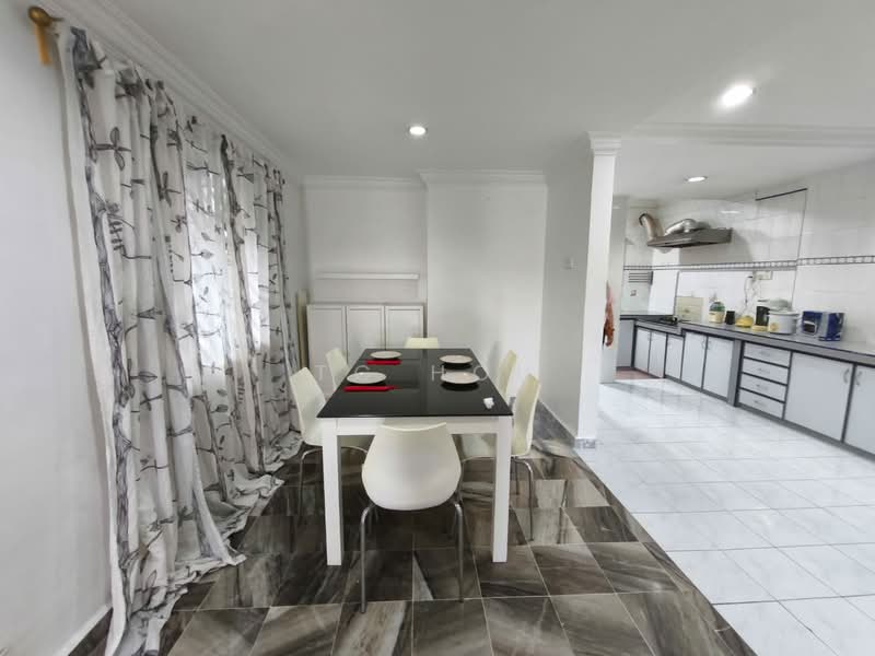 Rumah Teres 2.5 Tingkat untuk Dijual di Seri Kembangan (Selangor) - TC Hou - Kitchen - PropertyGuru.com.my