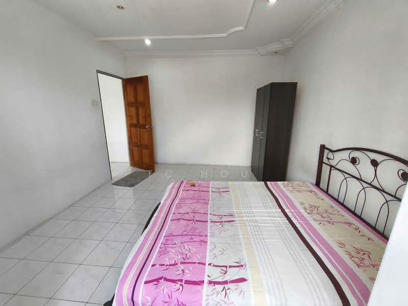 Rumah Teres 2.5 Tingkat untuk Dijual di Seri Kembangan (Selangor) - TC Hou - Bedroom - PropertyGuru.com.my