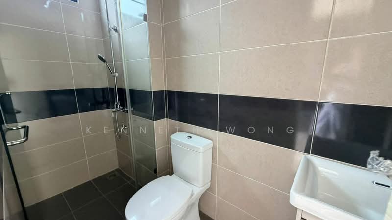 Semi-Detached House for Sale in Stampin (Kuching) - Kenneth Wong - Bathroom - PropertyGuru.com.my