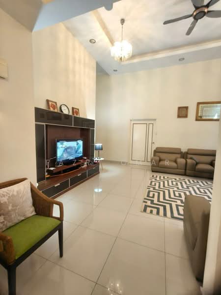Jentayu @ Bandar Enstek untuk Untuk Dijual - RM 1,250,000, Mac 2026 - Living Room - PropertyGuru.com.my